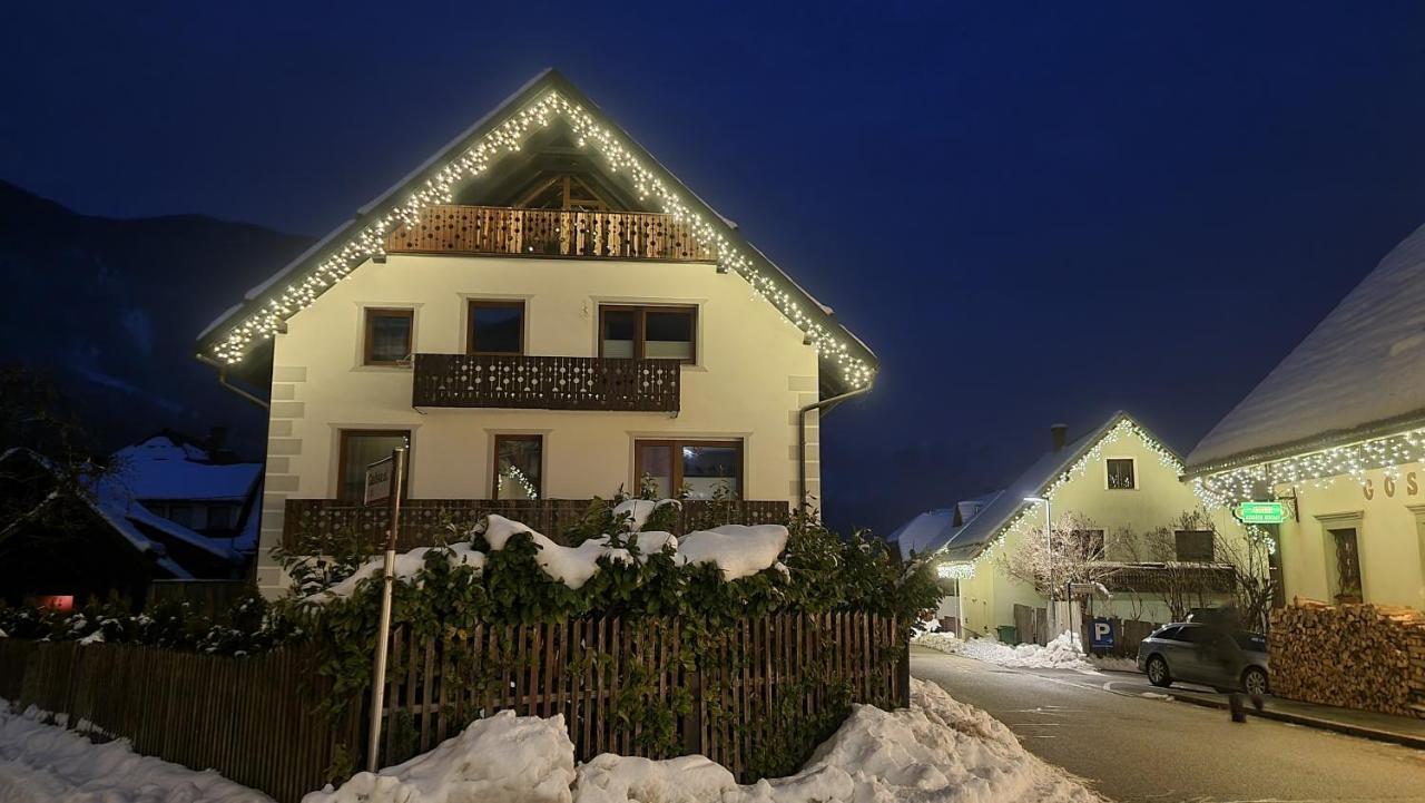 Apartma Ursic Kranjska Gora Buitenkant foto
